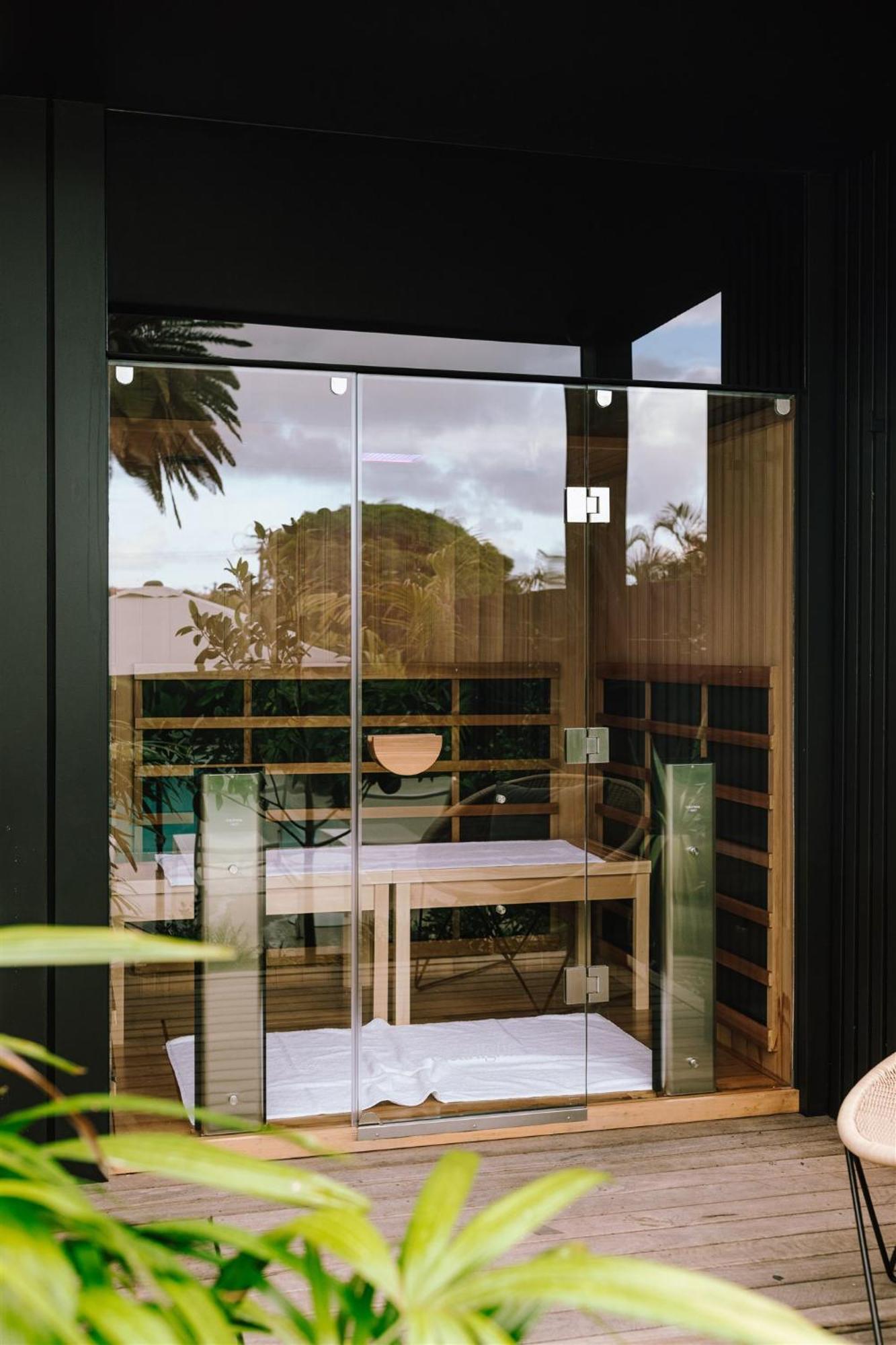 The Hide Byron Bay Hotel Exterior photo